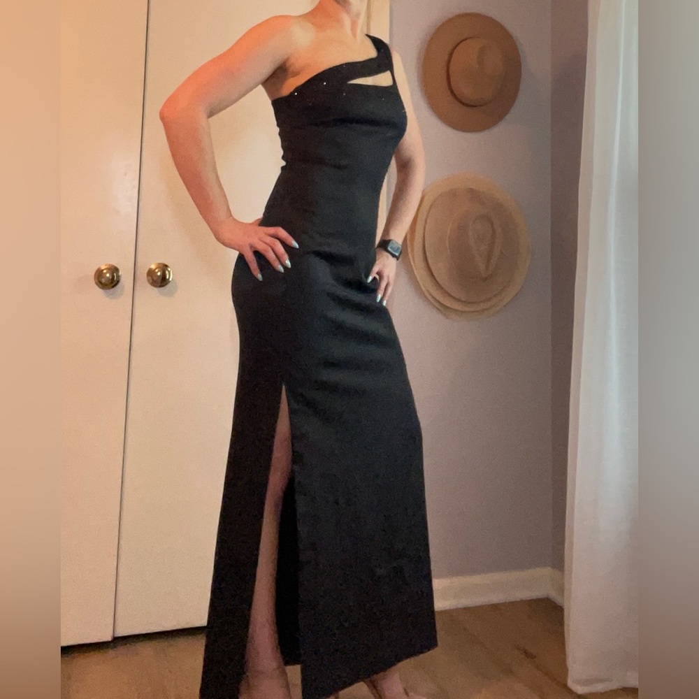 Rampage One-shoulder Black Formal Dress